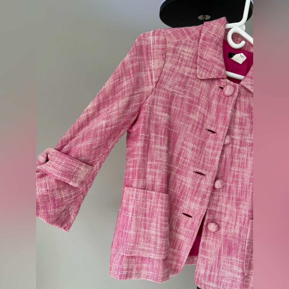 Blazer - Picture 3 of 5
